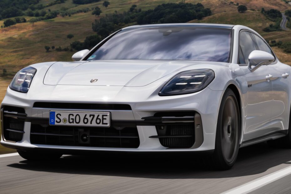 Porsche Panamera Turbo GT Spied: Panamera Turbo S E-Hybrid Successor